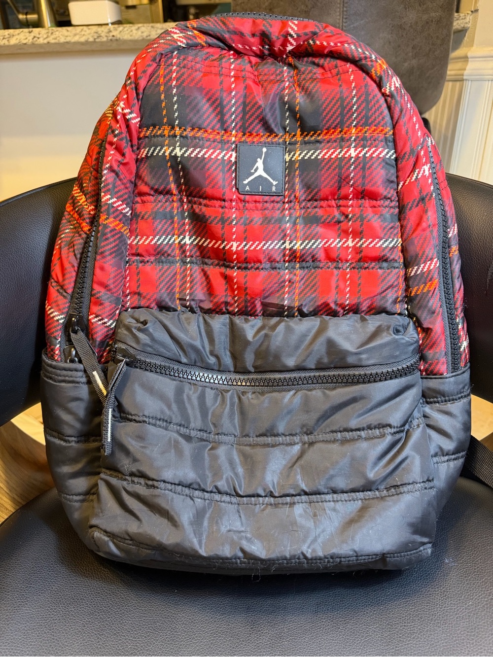 Jordan Quilted Backpack 0854-R78 (19L)